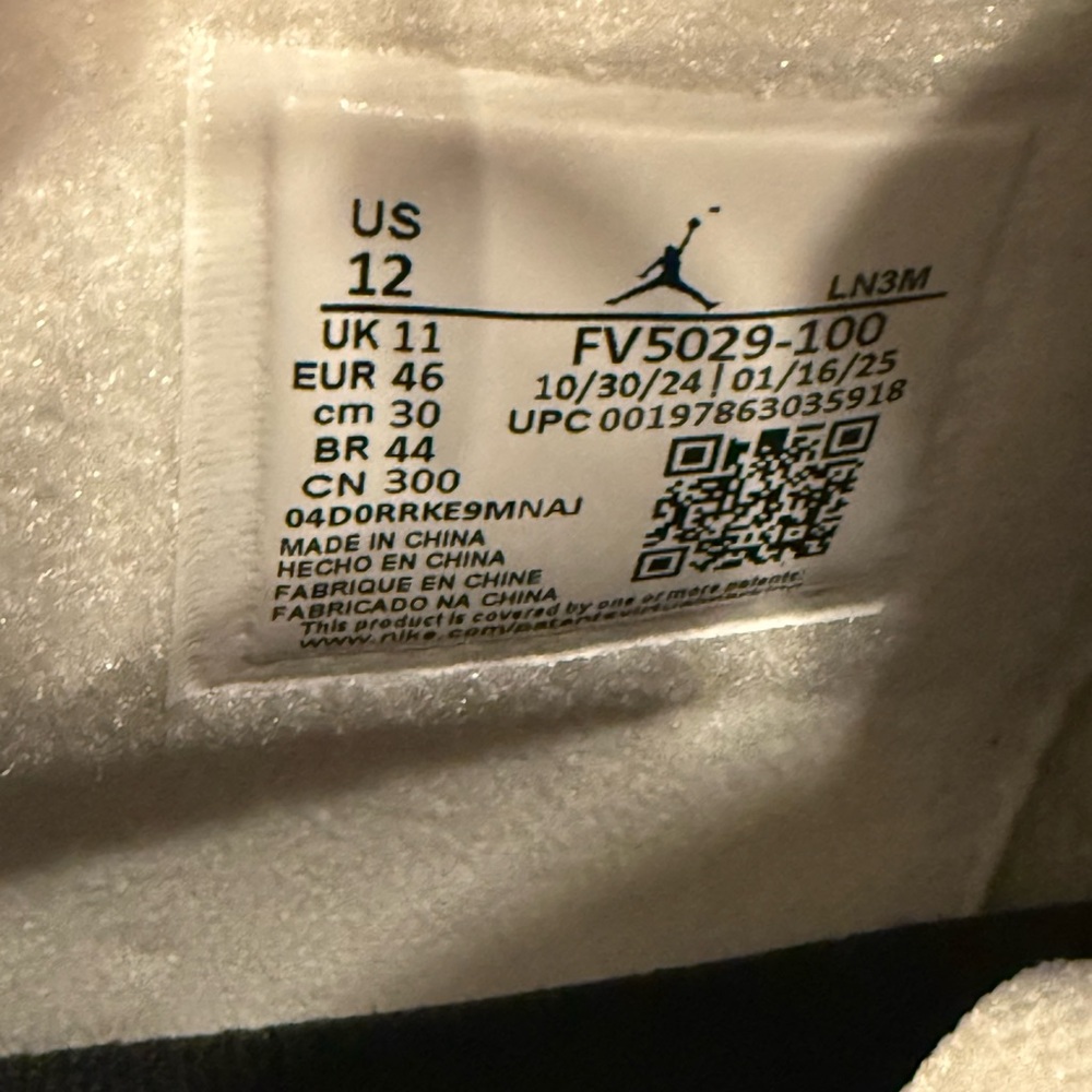 Air Jordan 4 Retro OG White Cement FV5029-100 Summit Fire Red Tech Grey Black 12 - Picture 10 of 12